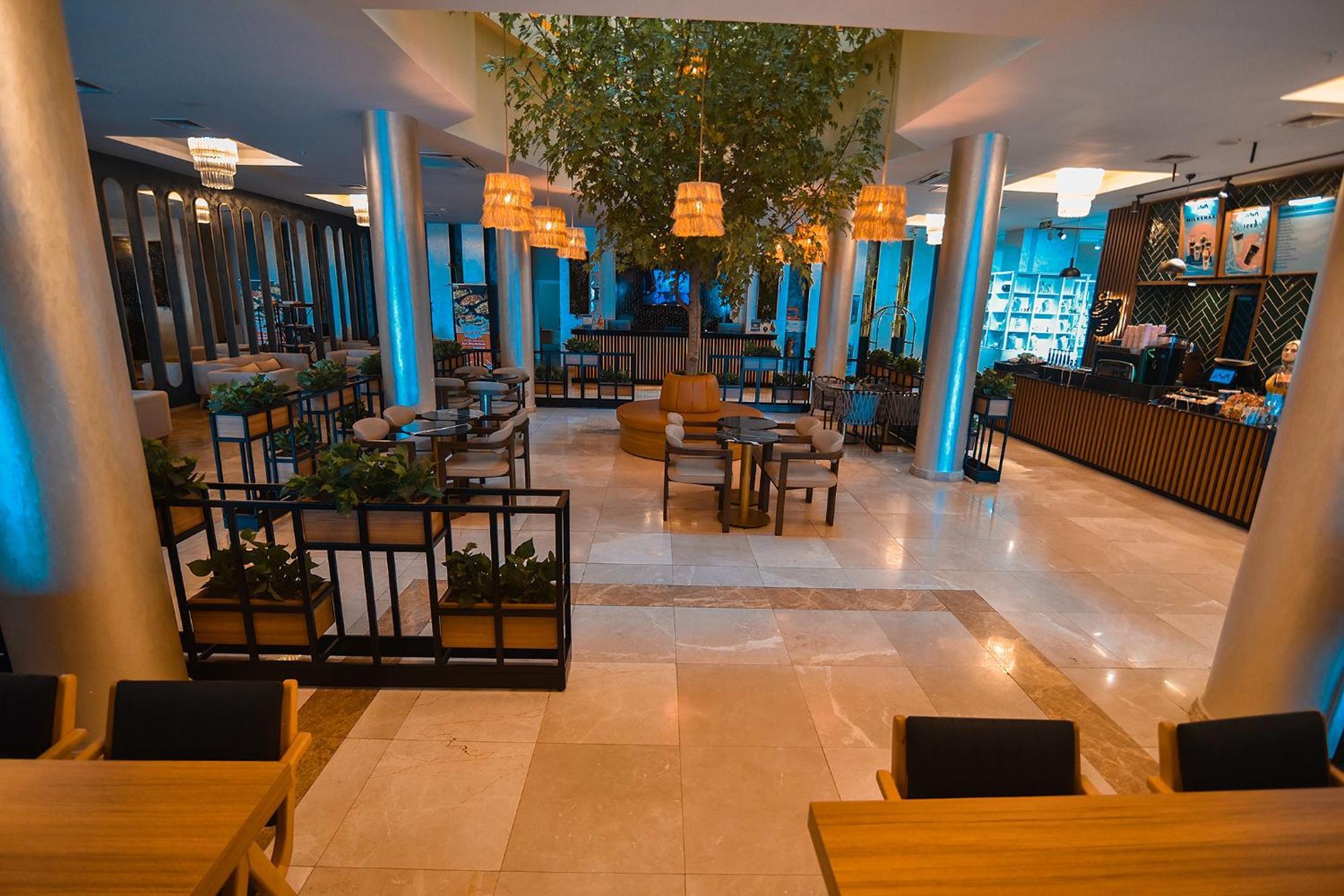 Royal Comfort Hotel Arakli Luaran gambar