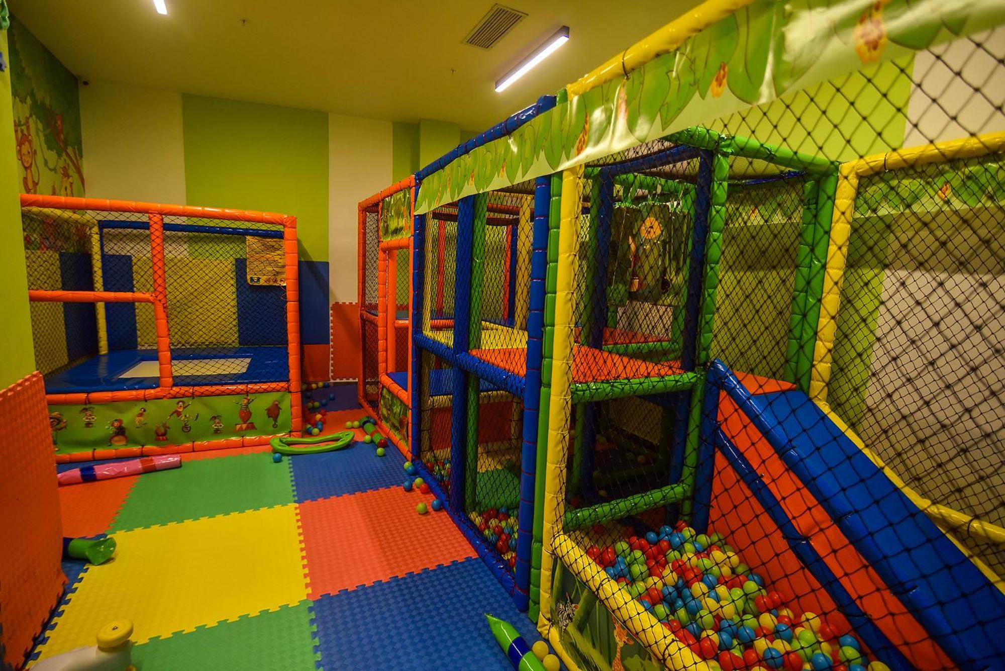 Royal Comfort Hotel Arakli Luaran gambar