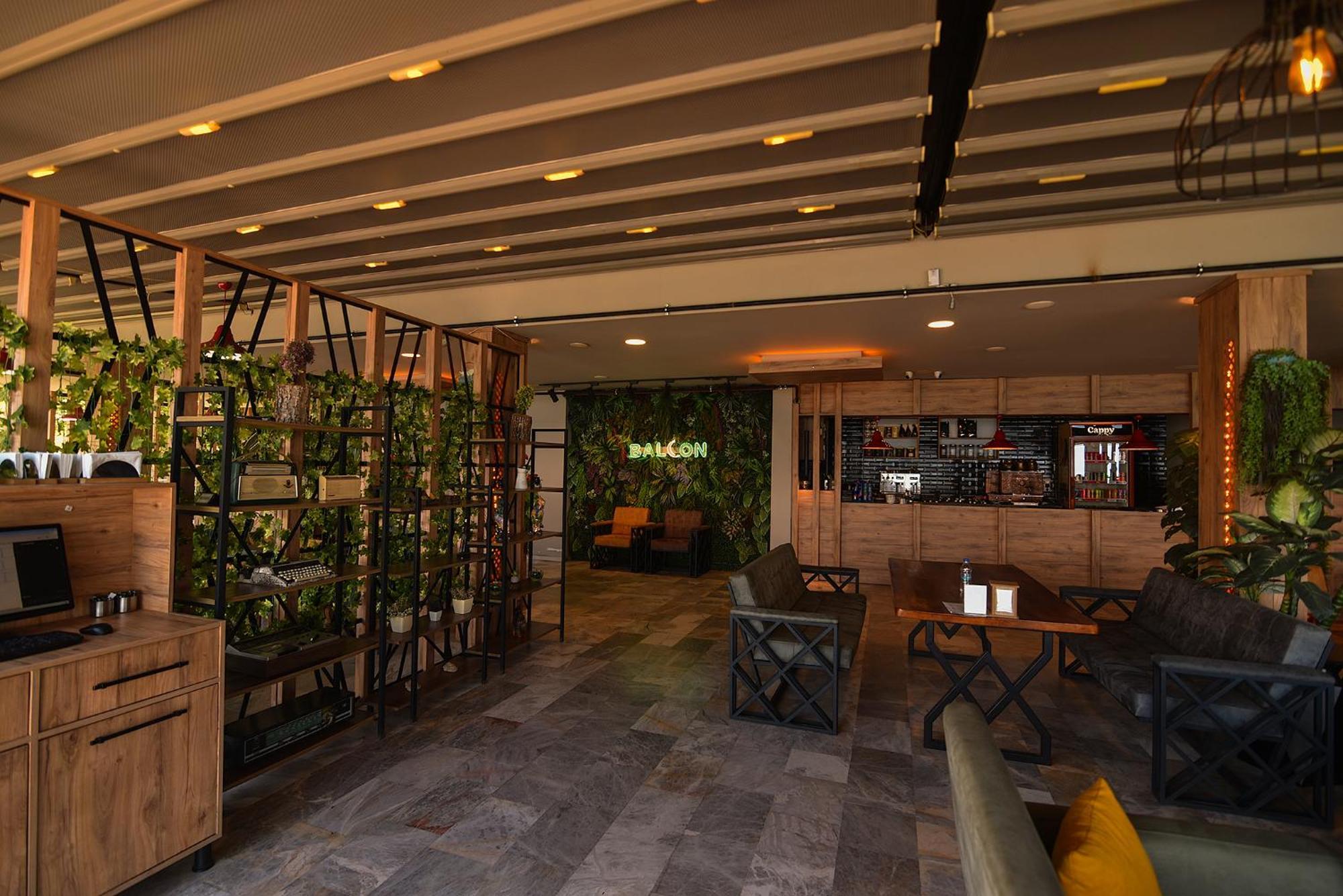 Royal Comfort Hotel Arakli Luaran gambar